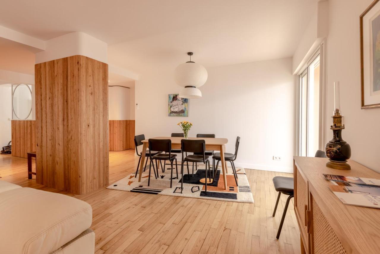 La Perriniere Appartement Face Mer Роаян Екстериор снимка
