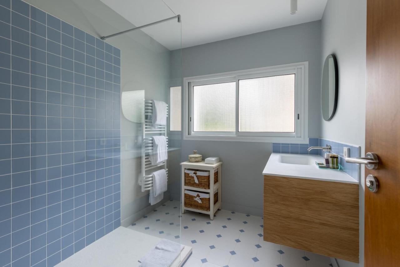 La Perriniere Appartement Face Mer Роаян Екстериор снимка